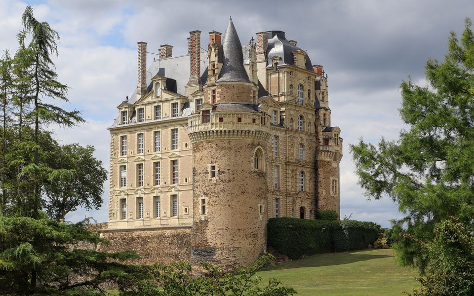 Château de Brissac : visite et où dormir