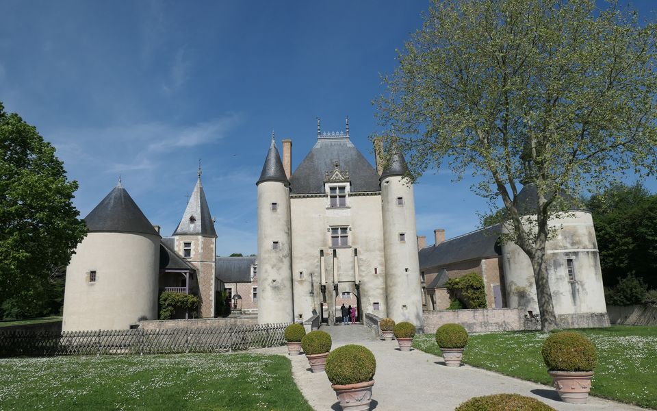 Château de Chamerolles : le musée des Parfums et où dormir