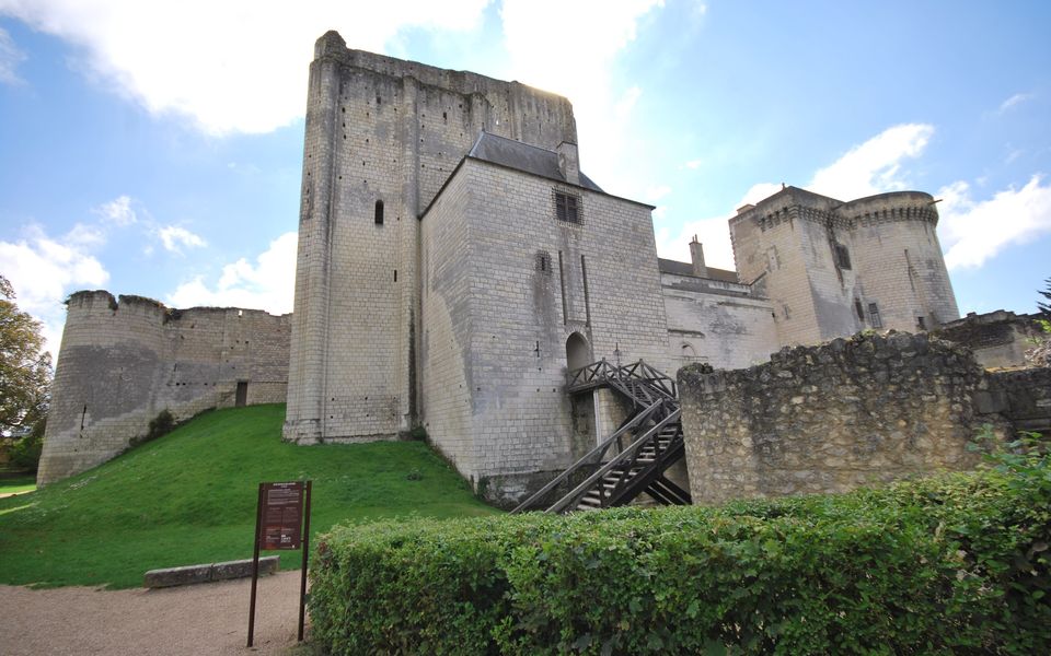 Cité royale de Loches : visite du donjon et où dormir