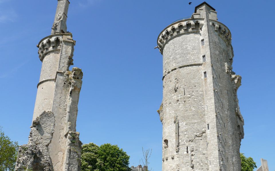 Mehun-sur-Yèvre : château Charles VII, porcelaine et où dormir